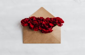 5 Small Gestures That Matter More Than “I Love You”