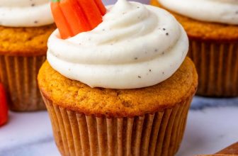 Sourdough Pumpkin Cupcakes with Brown Butter Cream Cheese Frosting