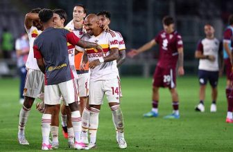Roma players and staff to spend night at Trigoria ahead of Inter
