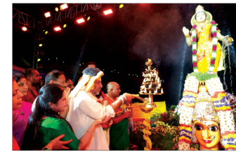 CM couple performs Cauvery Aarti