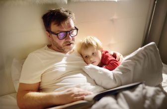 What are the benefits of reading to your child at bedtime?