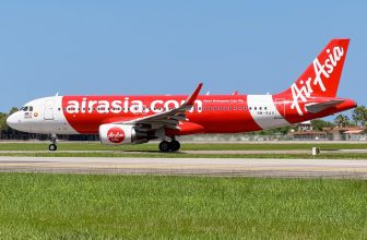 AirAsia Discusses Government Funding Support, Sources Say