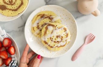 Cinnamon Swirl Pancakes (Easy!)