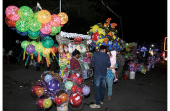 Toy Market – Star of Mysore