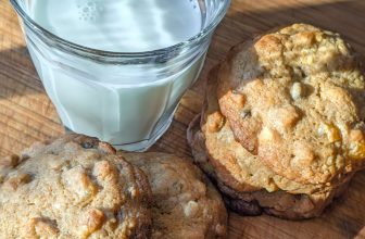 Sourdough Discard Walnut Ginger Cookies