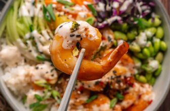 Sweet Chili Shrimp Poke Bowl 🍤 (With That Hibachi White Sauce)