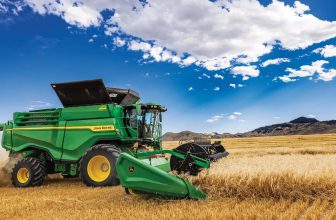 John Deere X9 Combine: Features, Specs, and Capabilities
