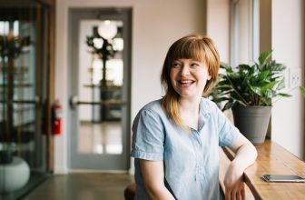 Customer Satisfaction vs. Customer Service: What is the Difference?