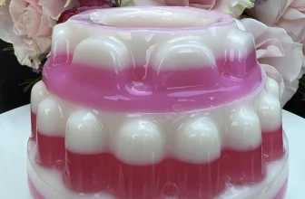 Caroline Tremlett is bringing Victorian jelly back