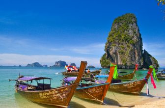 The Art of Thai Hospitality | Guide for Tourists