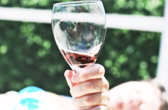 RED WINE COMPOUND MAY HAVE ANTI-STRESS EFFECTS