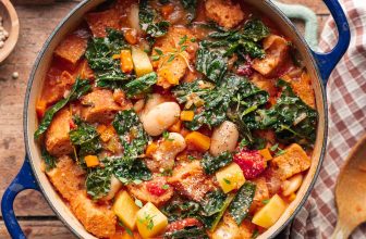 Easy Ribollita Recipe (Tuscan Bread and Bean Soup)