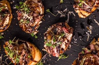 Steak Crostini with Boursin and Caramelized Onions
