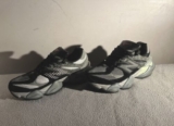 New Balance 9060 Trainers Size 8