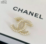 Flower Pearls Jewellery Pin Corsage Enamel Lady Charm Crystal Brooch Rhinestone