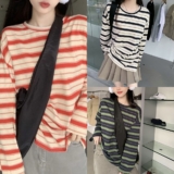 Fashionable Women Striped Hoodie Sweatshirt with Long Sleeves for Daily Life