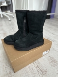 Black Suede Ugg Boots Size 10 (child) 28 Eu K Lil Sunshine With Zip
