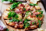 Apple, Prosciutto & White Cheddar Flatbread (30 Minutes)