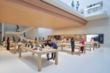 Apple says active device base reaches new all-time high following record quarter