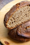Holzofenroggenbrot