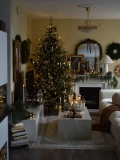 Old-World Christmas Decor: Timeless Elegance