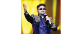 Filmy hits keep crowd on its feet