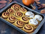 The Best Pumpkin Cinnamon Rolls