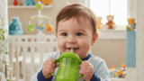 When Should Babies Start Using a Sippy Cup?